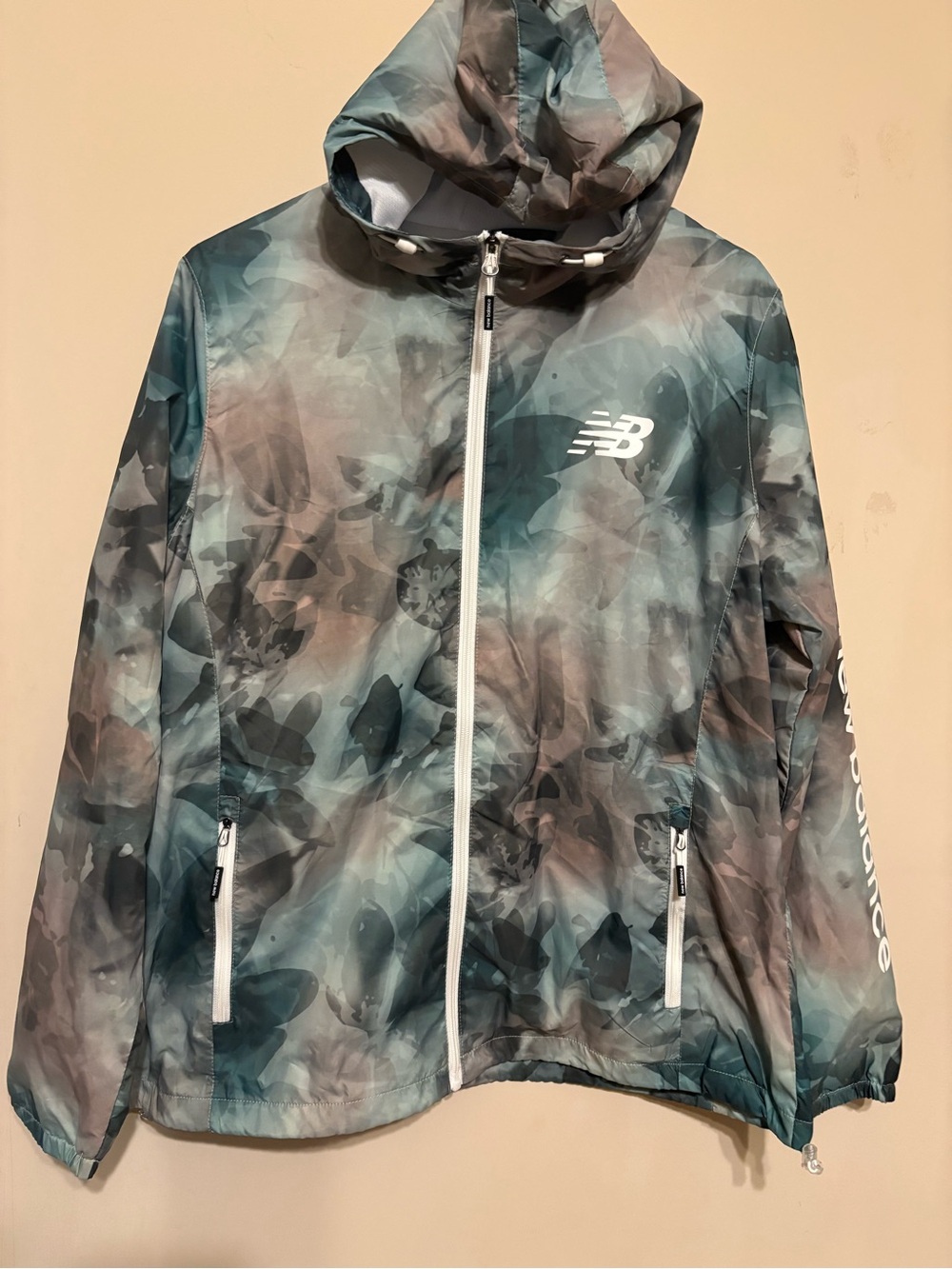 New Balance Teal and Gray Camouflage Hooded Rain Jacket